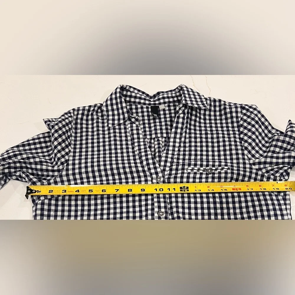 KUT from the kloth M Navy / White Check Button Down - Picture 11 of 11